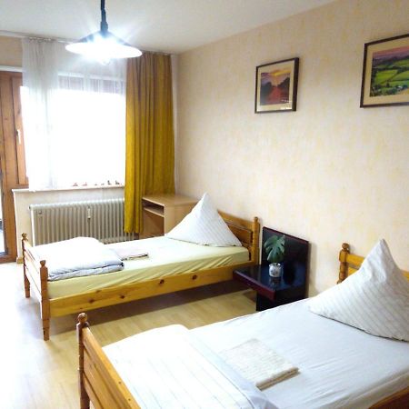 Kamen 2 Zimmer Appartement Stuttgart Buitenkant foto
