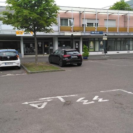 Kamen 2 Zimmer Appartement Stuttgart Buitenkant foto